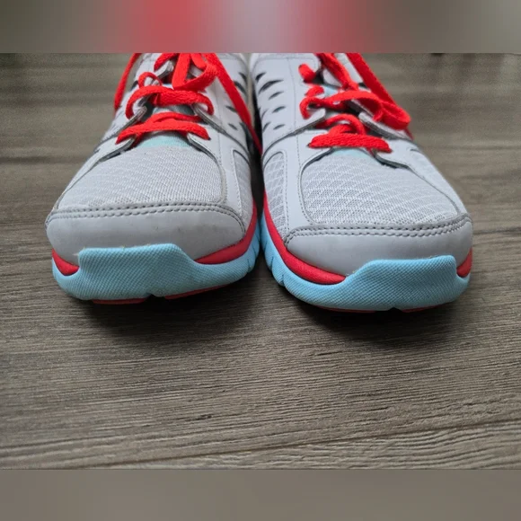 Nike Women's Flex 2013 Running Shoes Size 9.5 EUC Grey Blue Red - Picture 3 of 9